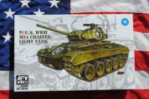 images/productimages/small/U.S. WWII M24 CHAFFEE Light Tank AFV Club AF35054 voor.jpg